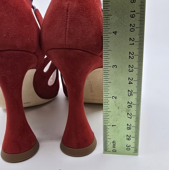 Manolo Blahnik Aziz Kid Suede Open- Toe Pumps - Picture 11 of 16